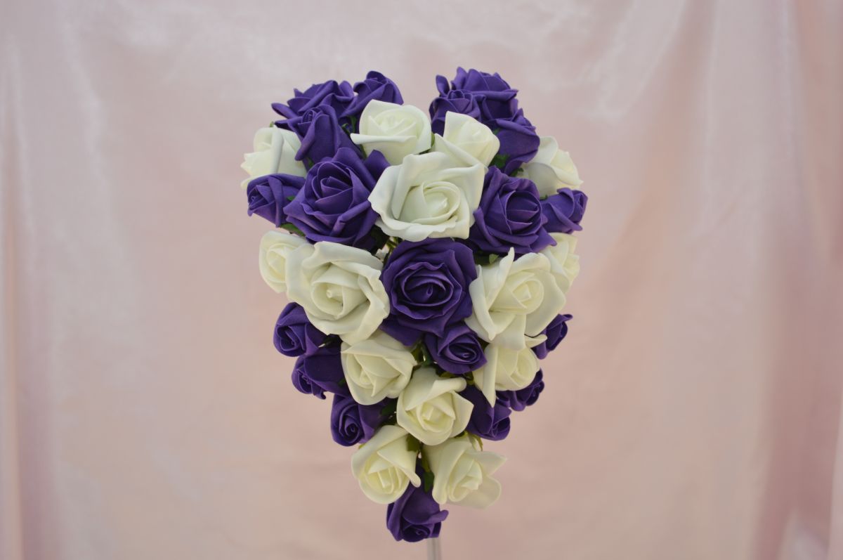 BRIDES TEARDROP BOUQUET Wedding Flowers Ivory & Lilac roses with diamante 